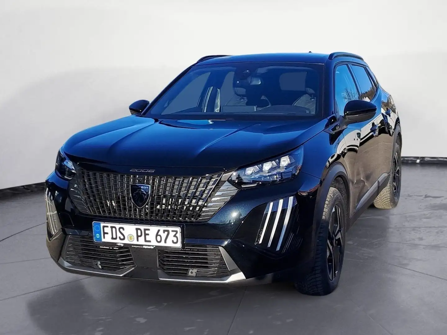 Peugeot 2008 HYBRID 136 e-DSC6 GT Bluetooth PDC Klima DP Schwarz - 2
