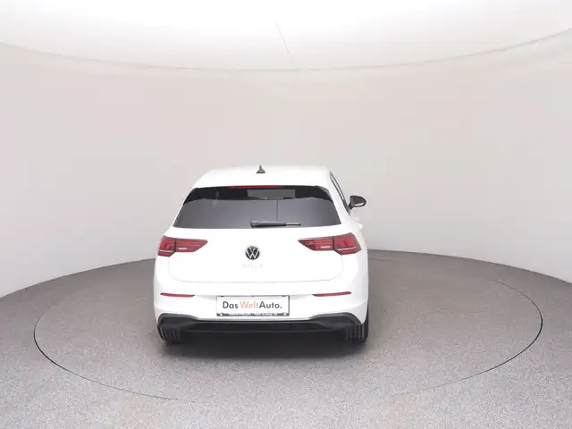 Volkswagen Golf view 6