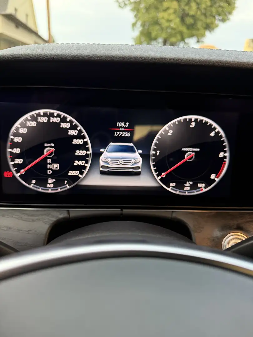 Mercedes-Benz E 350 T AMG 350d 4MATIC Aut. keyless entry - 2