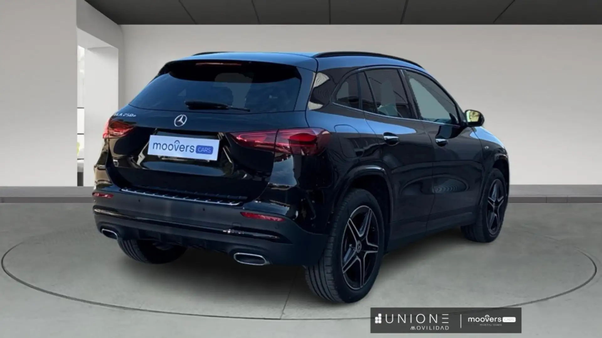 Mercedes-Benz GLA 250 e - 2