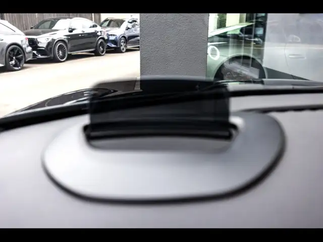 Mini Cooper view 14