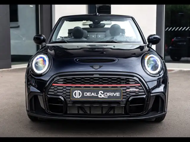 Mini Cooper view 5