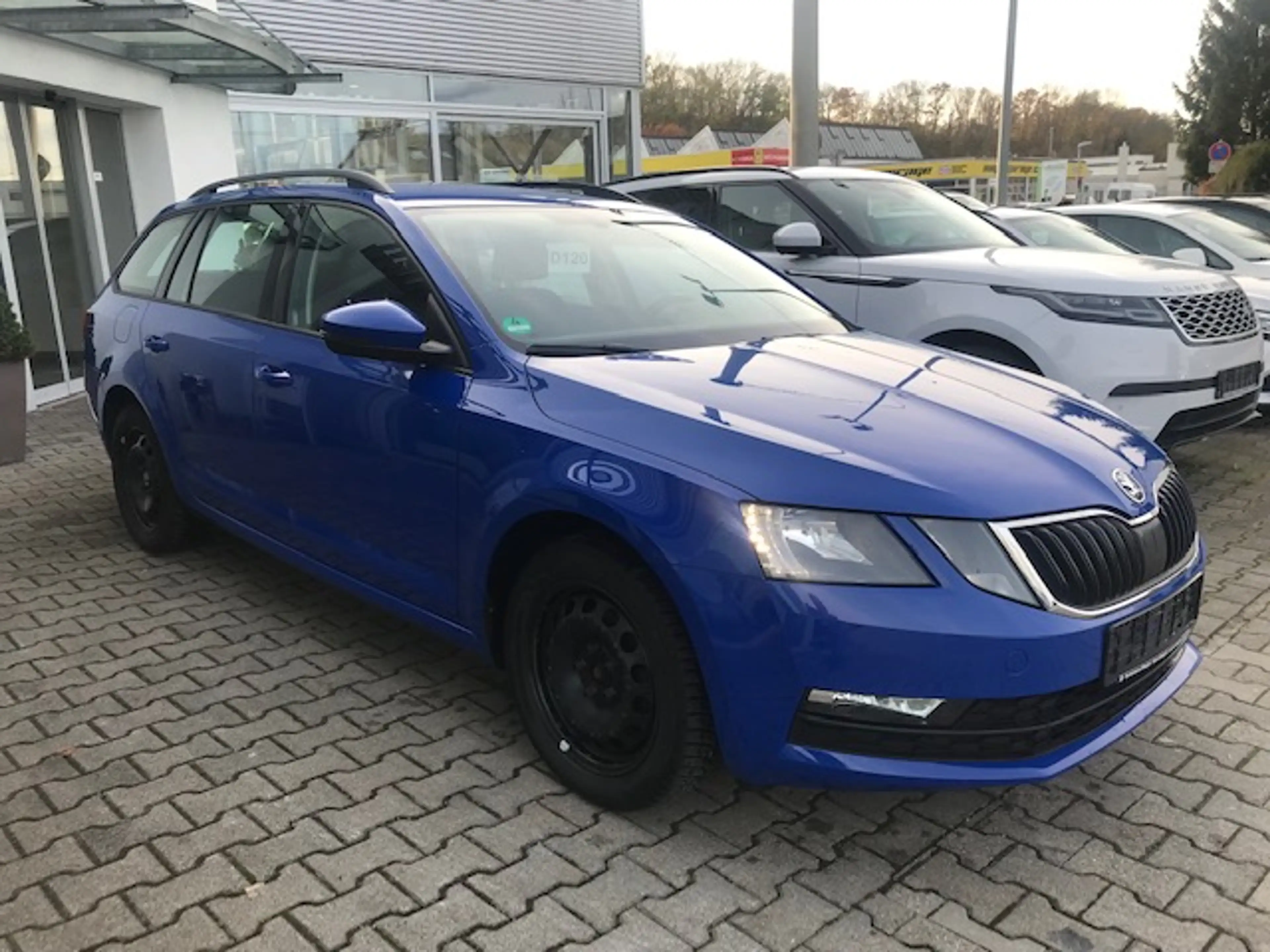 Skoda Octavia Combi 1.6 TDI LED*PDC*AHK — photo 4