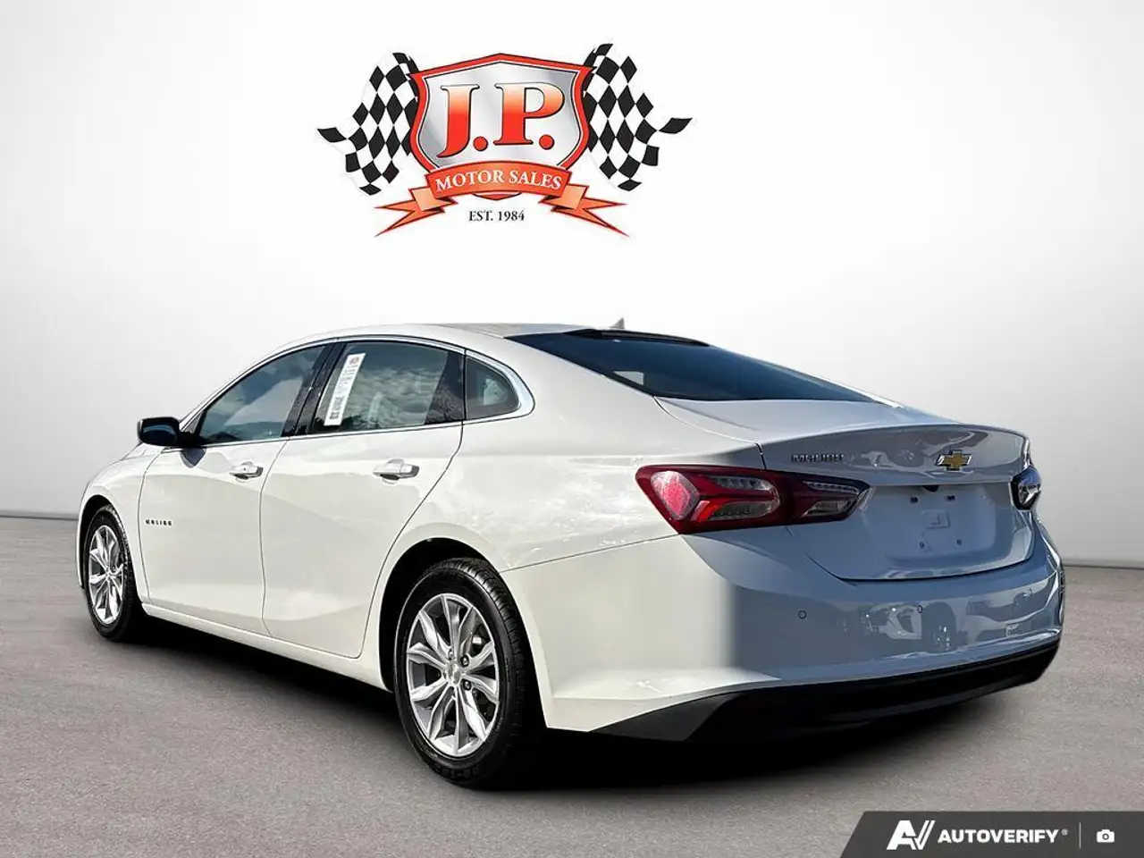 Chevrolet Malibu снимка Chevrolet Malibu