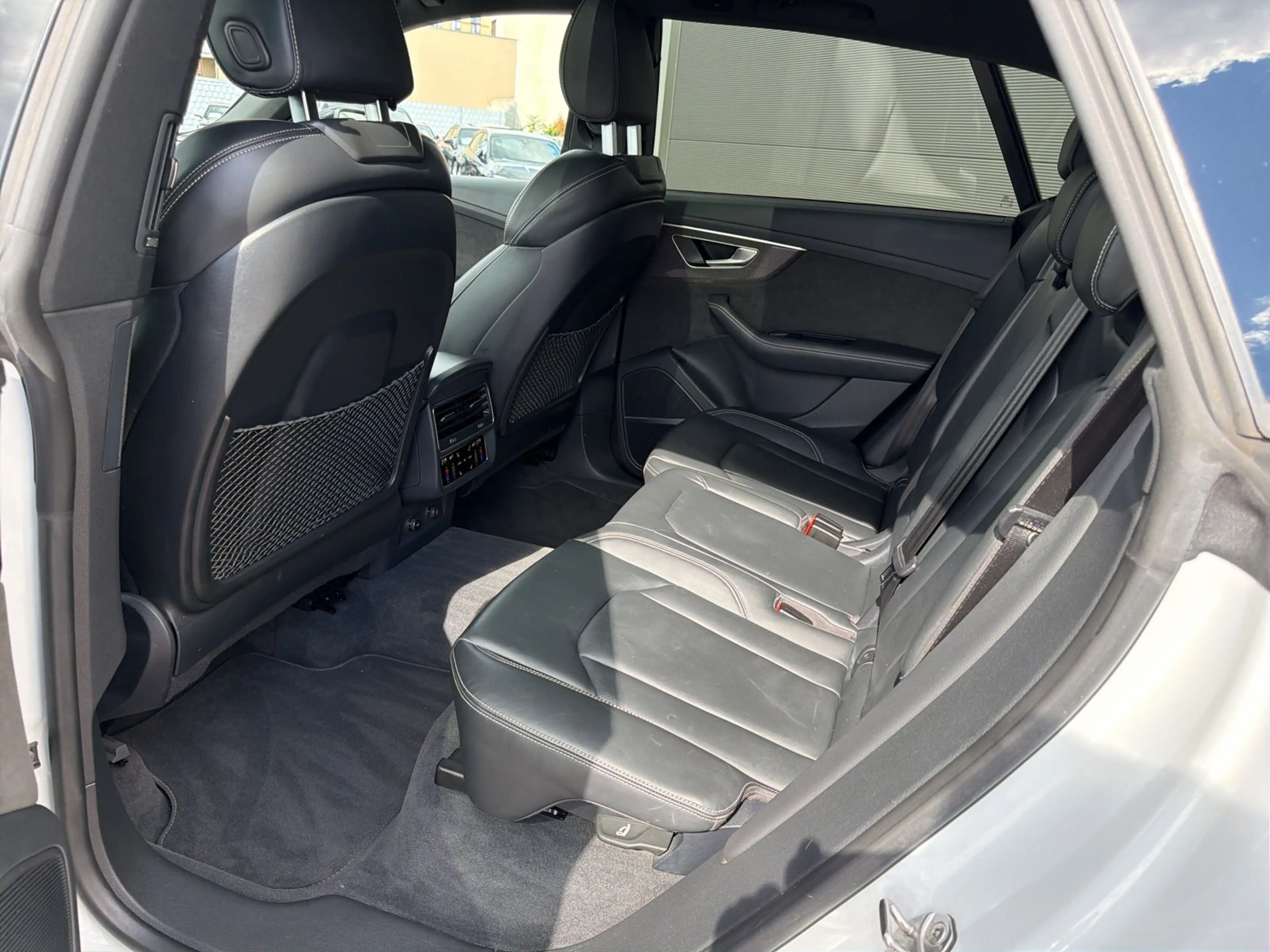 Audi SQ8 4.0 TDI qu ABT 510PS AHK STANDHZG PANO MATRIX — photo 12