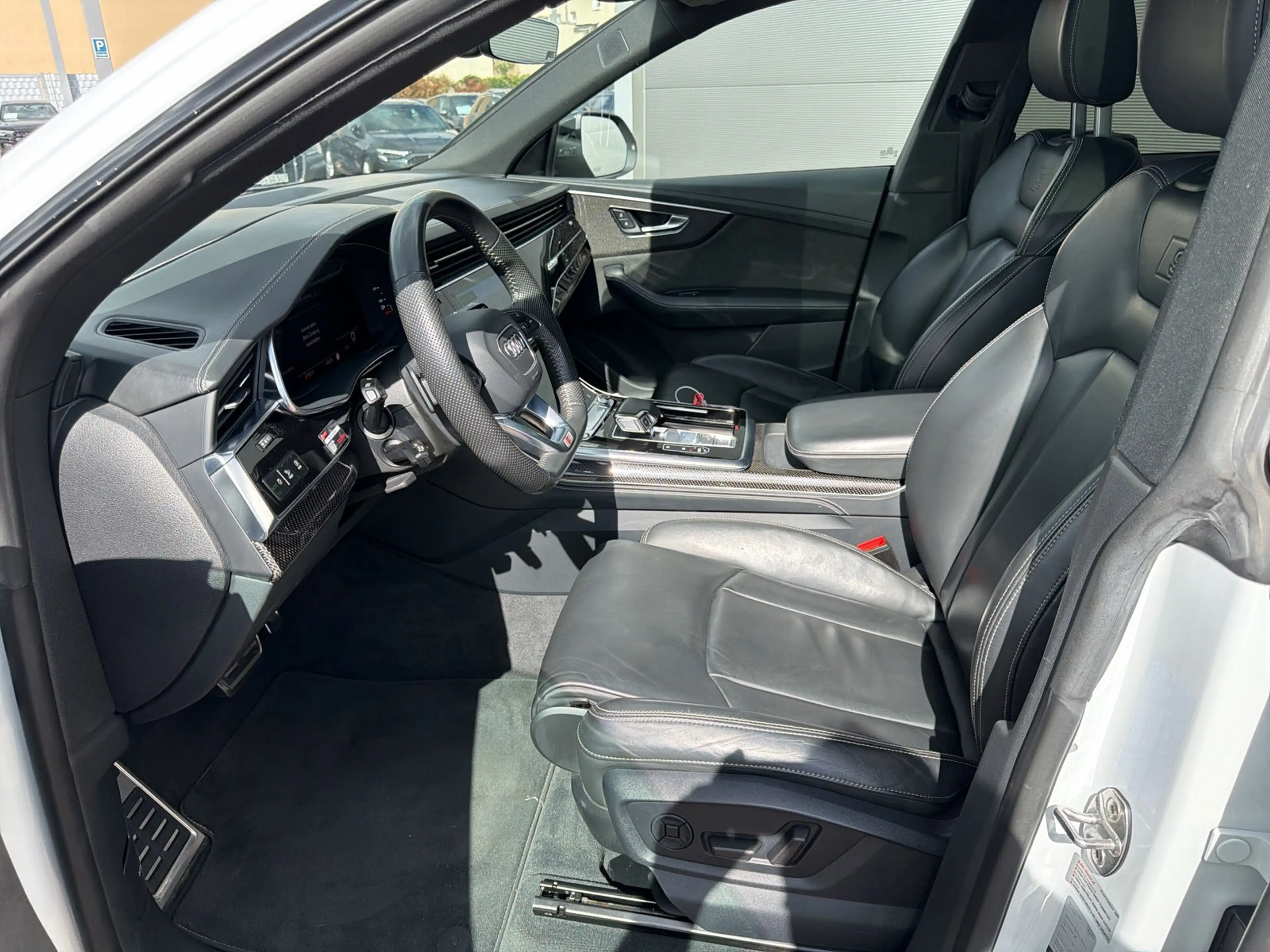Audi SQ8 4.0 TDI qu ABT 510PS AHK STANDHZG PANO MATRIX — photo 10
