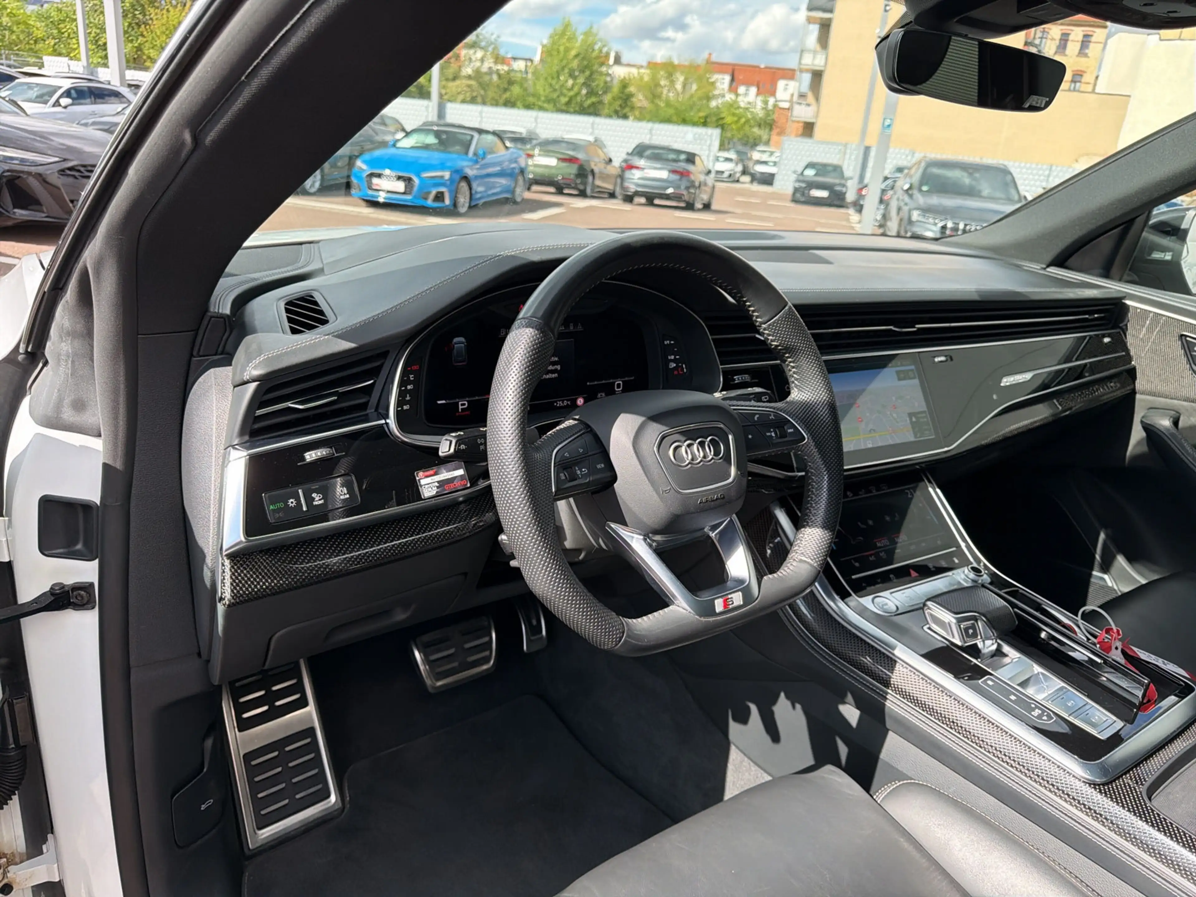 Audi SQ8 4.0 TDI qu ABT 510PS AHK STANDHZG PANO MATRIX — photo 11