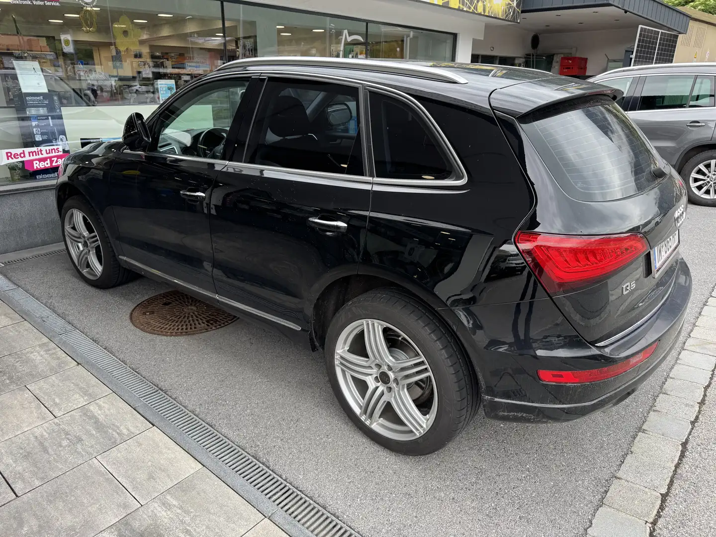 Audi Q5 2,0 TDI quattro Intense - 1