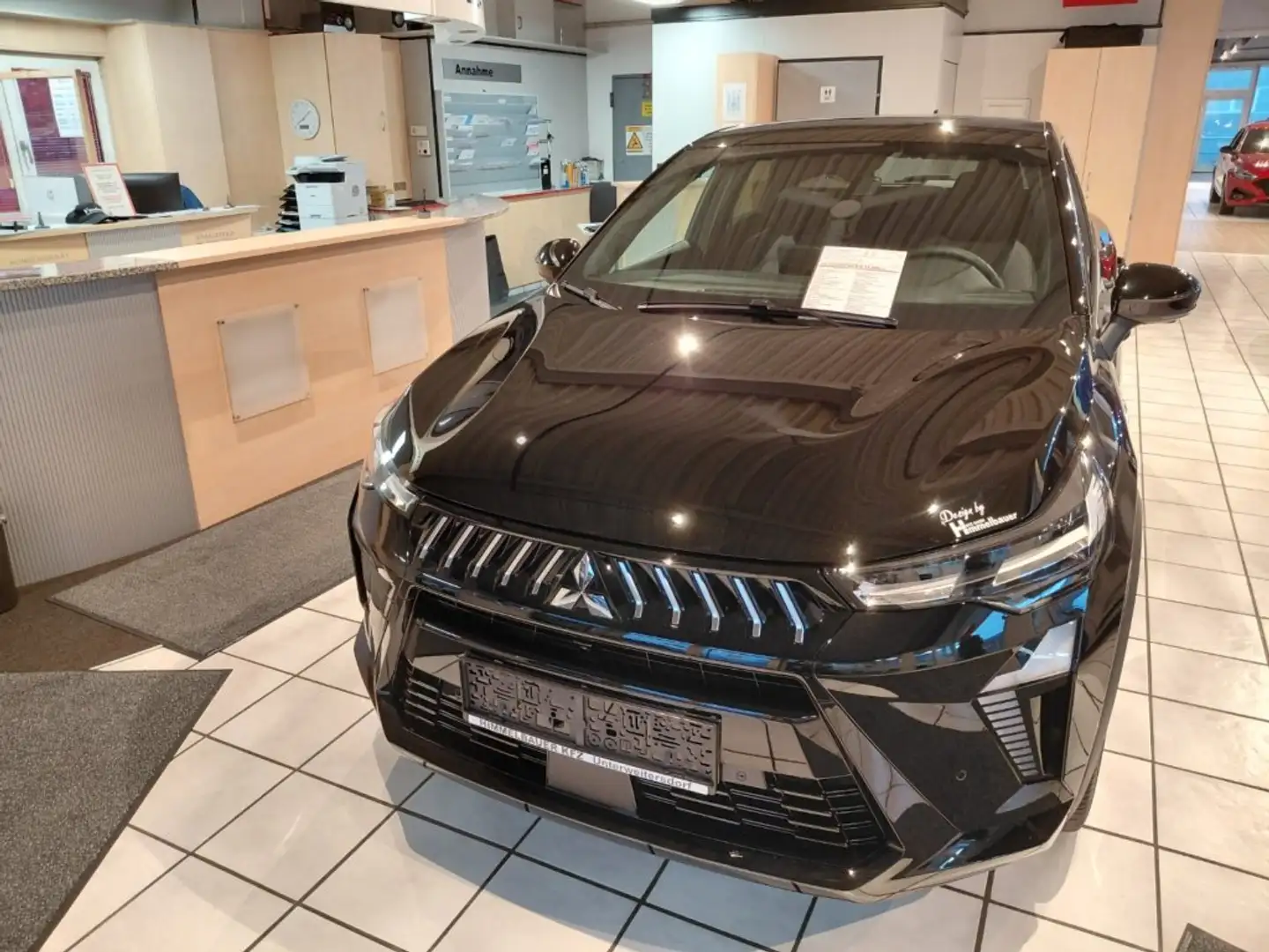 Mitsubishi Grandis 1,3 Petrol Intense S+C+T 26 Schwarz - 2