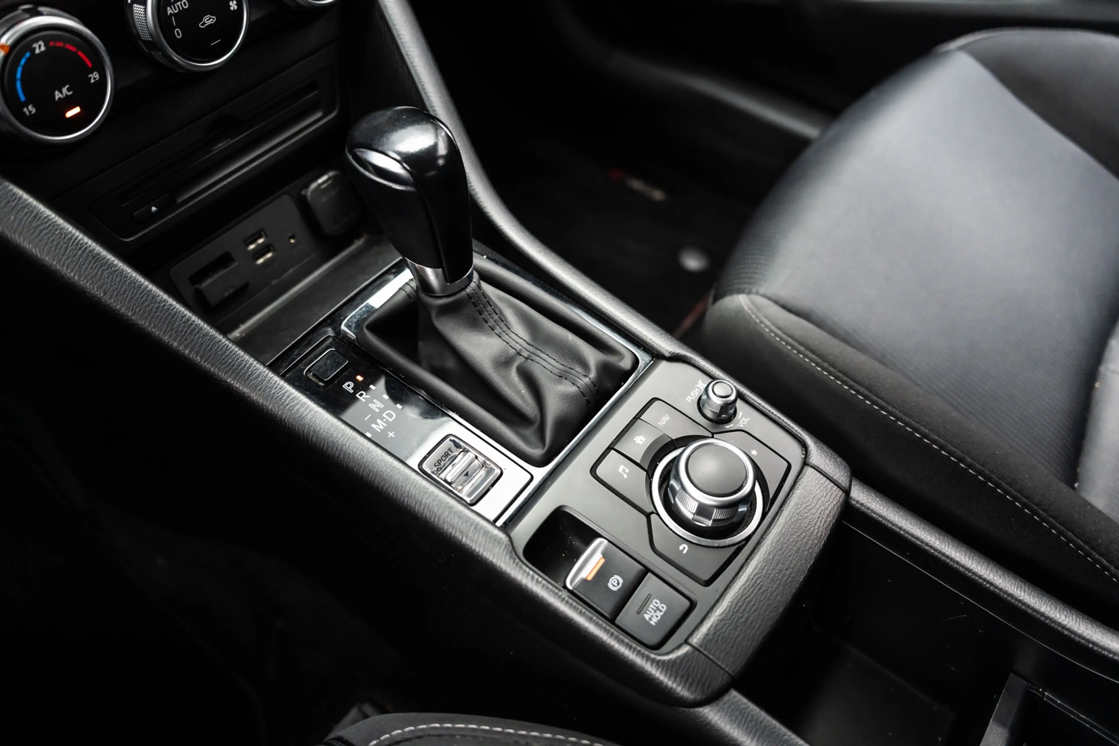 Mazda CX-3 2.0 Vision Automaat | CarPlay | Trekhaak|Topstaat — photo 12