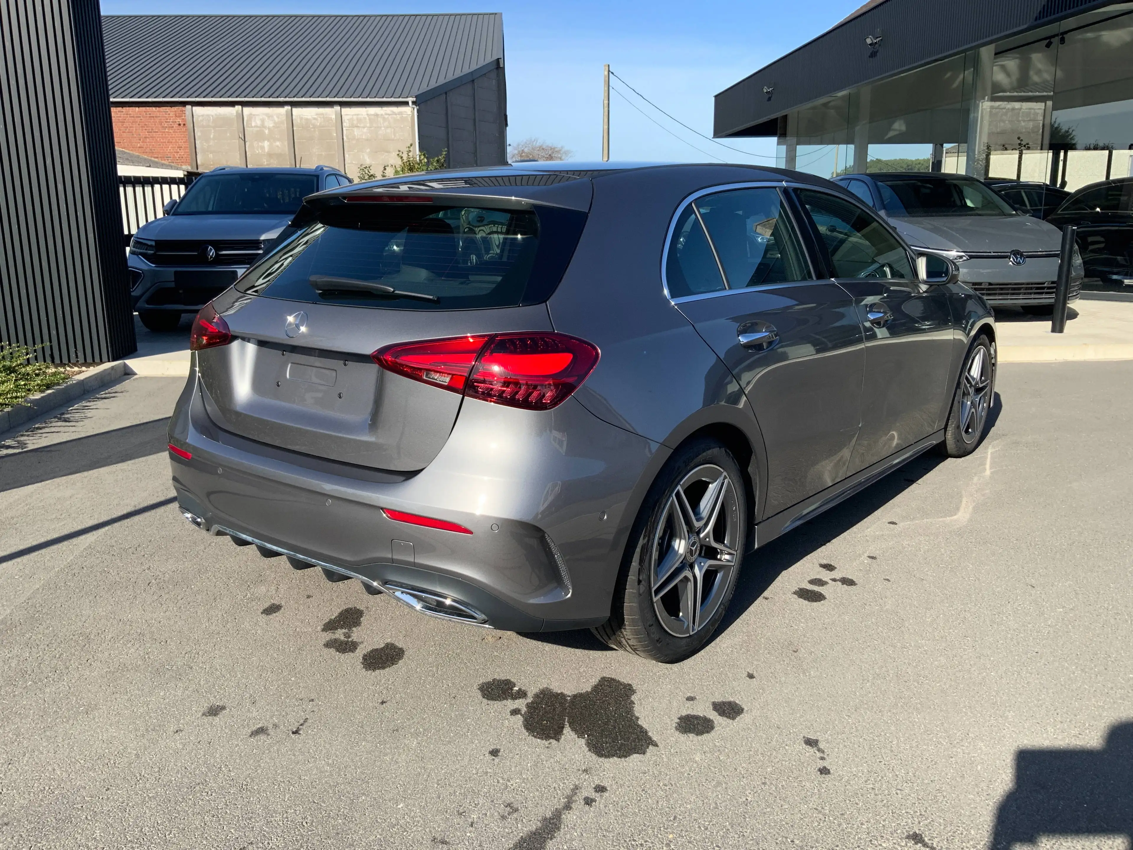 Mercedes-Benz A 180 AMG Line 360°camera led keyless-go — photo 4