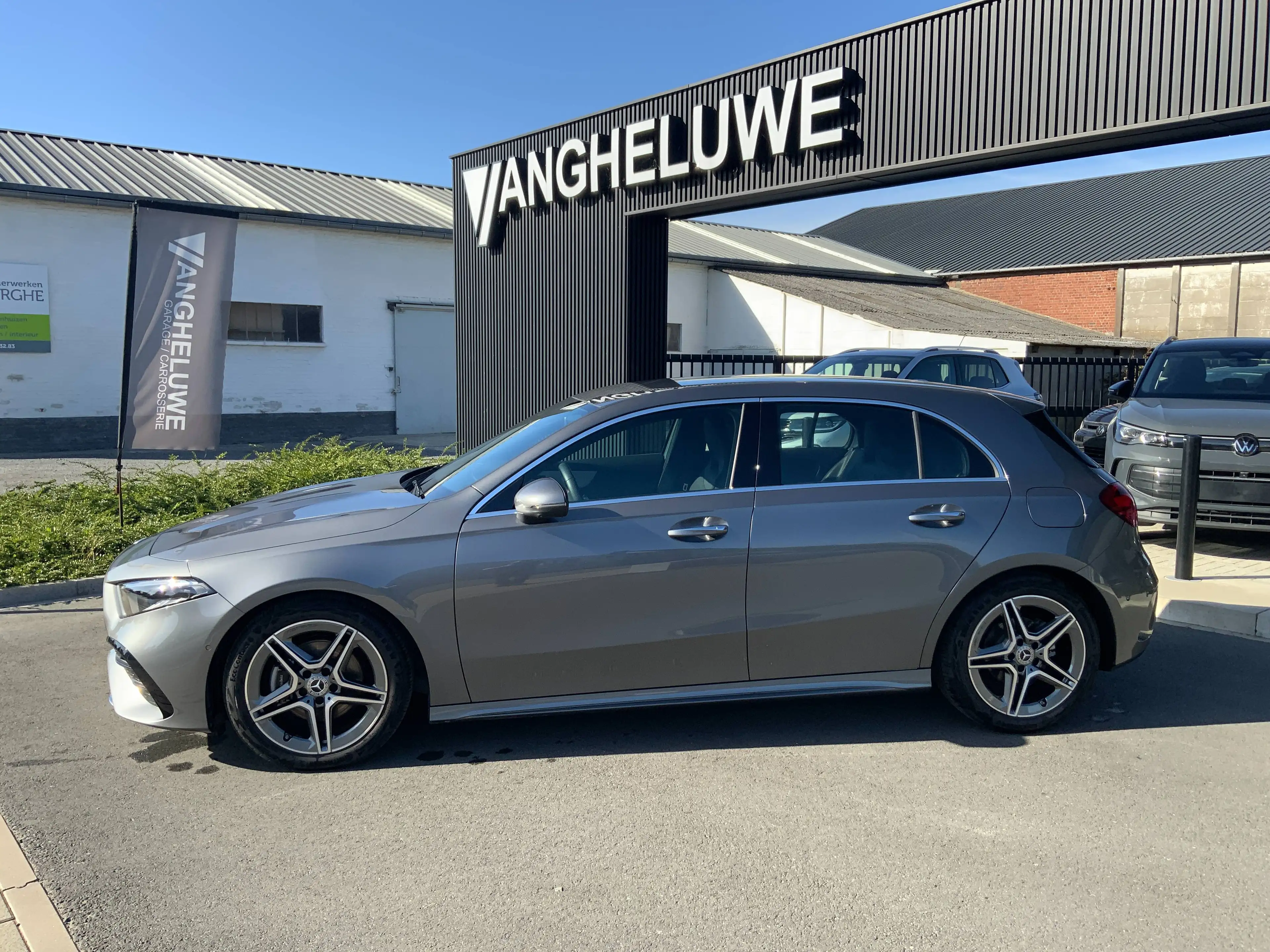 Mercedes-Benz A 180 AMG Line 360°camera led keyless-go