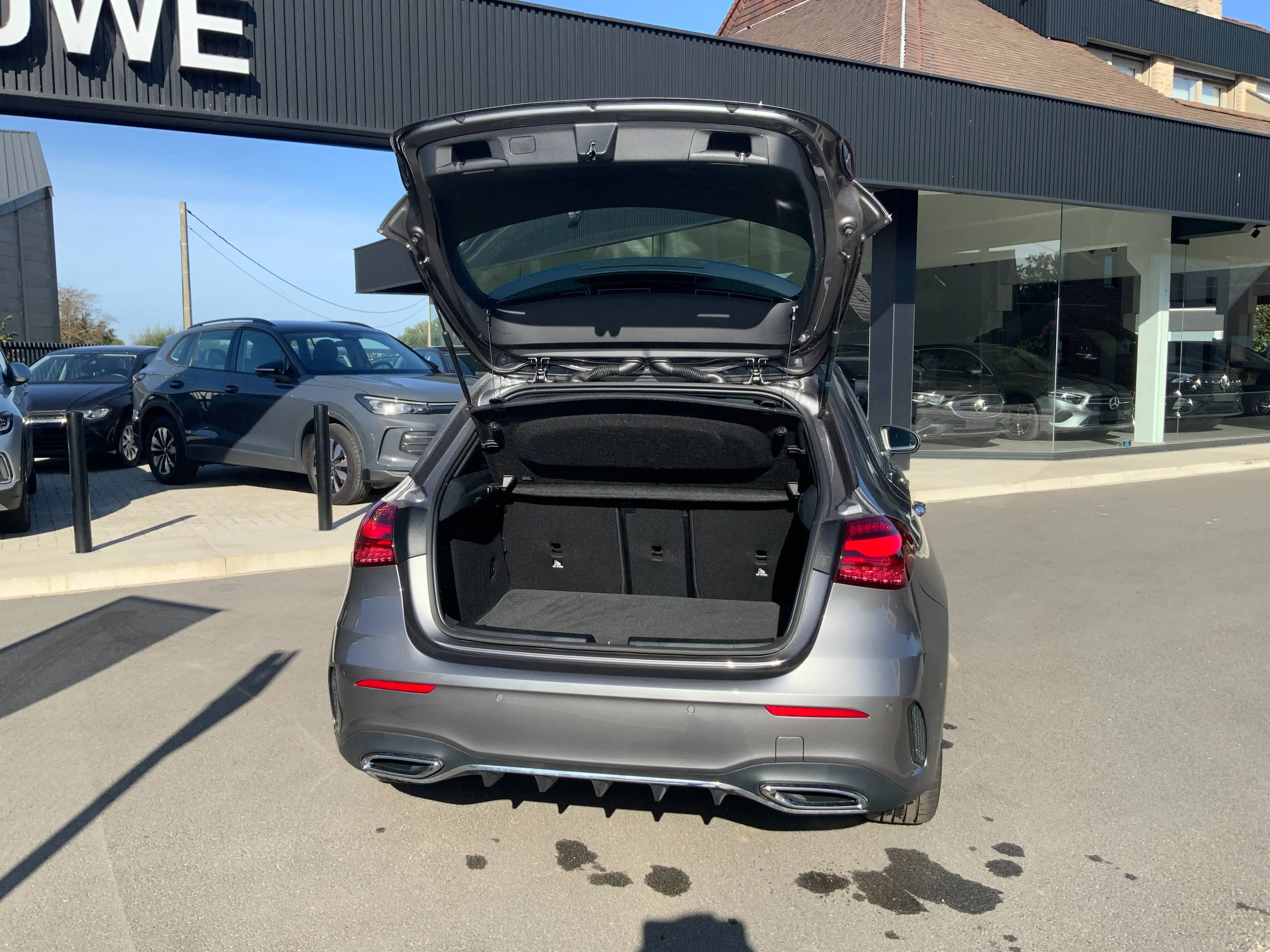 Mercedes-Benz A 180 AMG Line 360°camera led keyless-go — photo 6