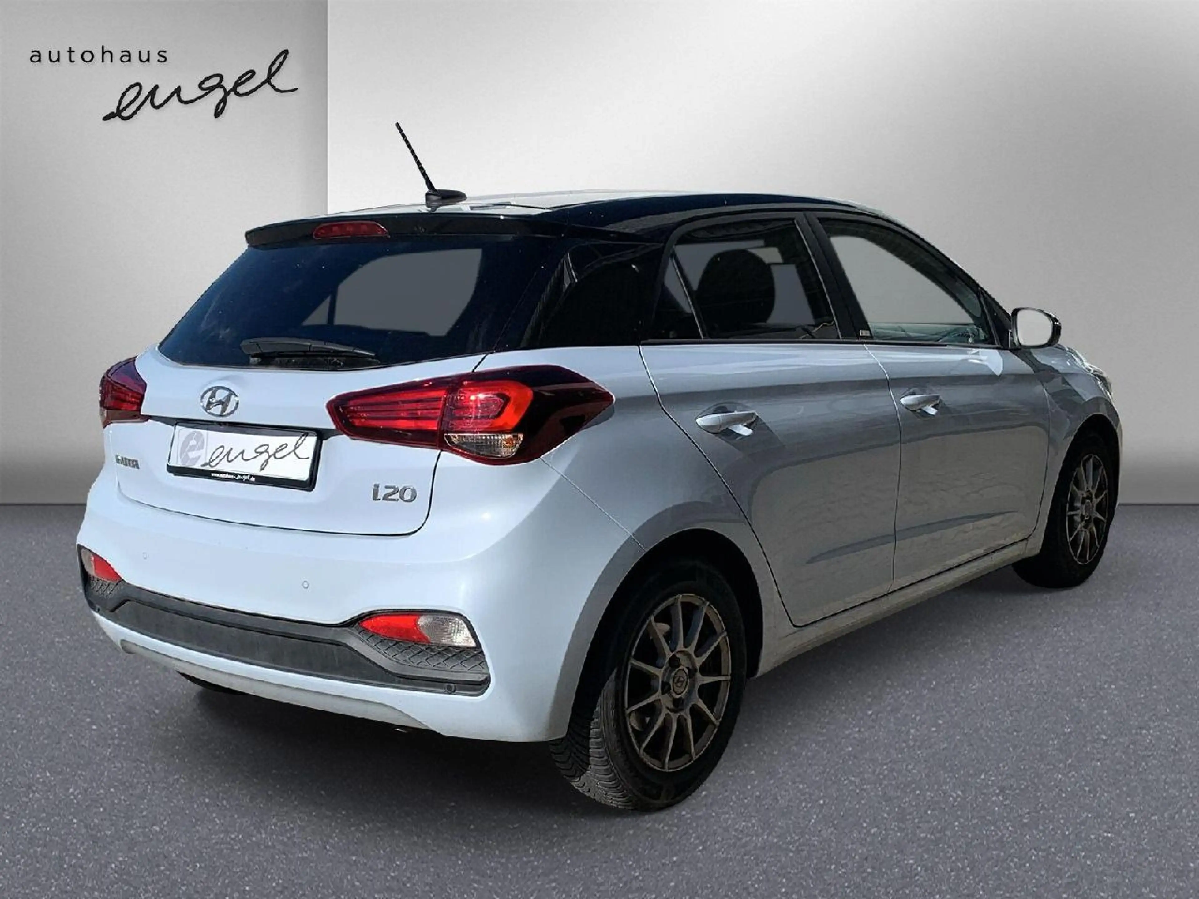 Hyundai i20 YES! Plus,KLIMA,NAVI,TEMPO,SH,Carplay,SPURHALTE — photo 6