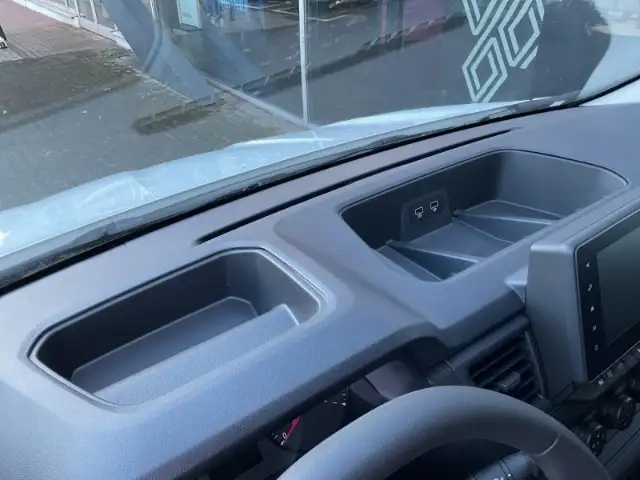 Renault Trafic view 14