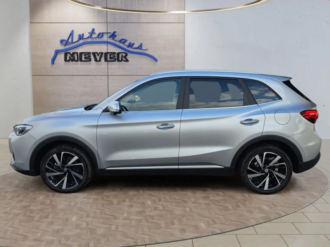MG ZS Luxury 1,5 Hybrid+ 197PS Pano/18*Alu/LED/Navi/Lede, миниатюра 2