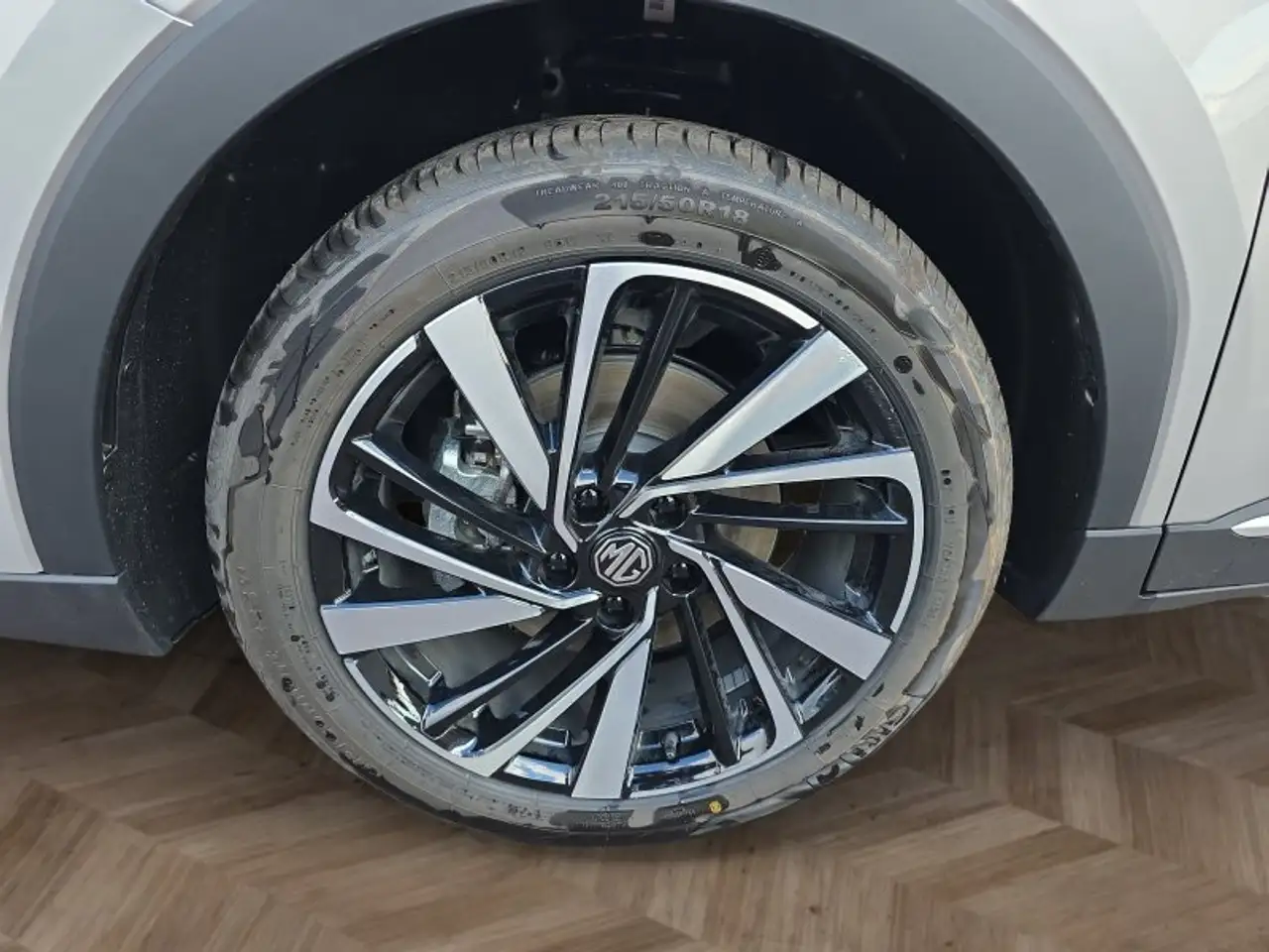 MG ZS Luxury 1,5 Hybrid+ 197PS Pano/18*Alu/LED/Navi/Lede, миниатюра 15