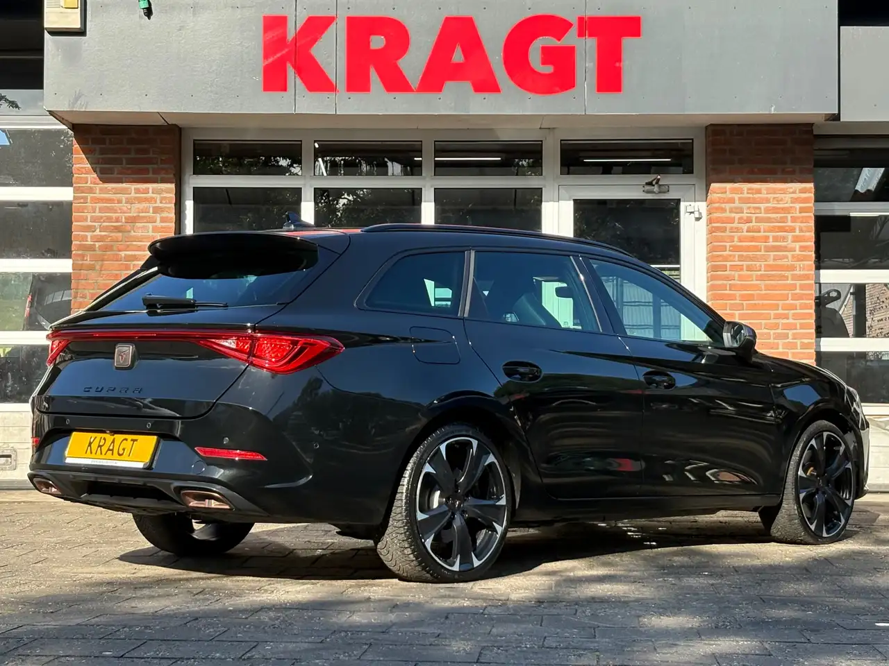 Cupra Leon Sportstourer 1.4 e-Hybrid 245 pk SOH 98.4% LED, миниатюра 4