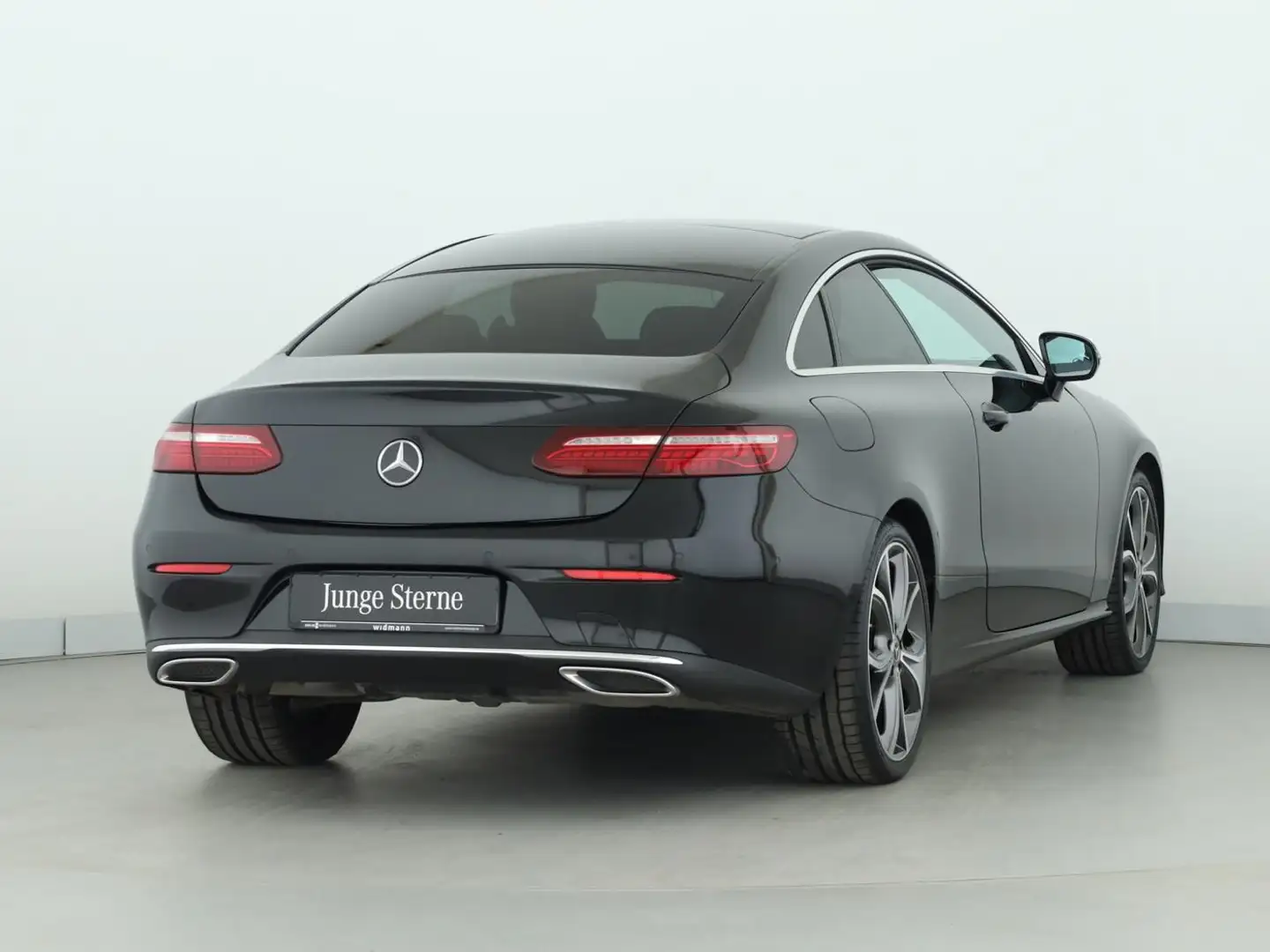 Mercedes-Benz E 400 d 4M Coupé *Pano*Distr.*Multibeam*360°Kam. Schwarz - 2