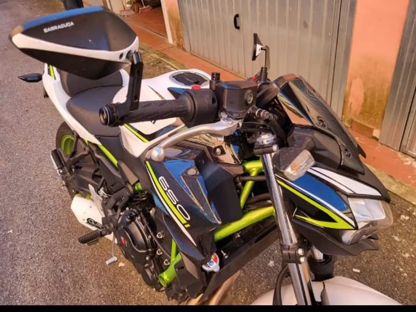 Kawasaki Z 650 Alb - 1