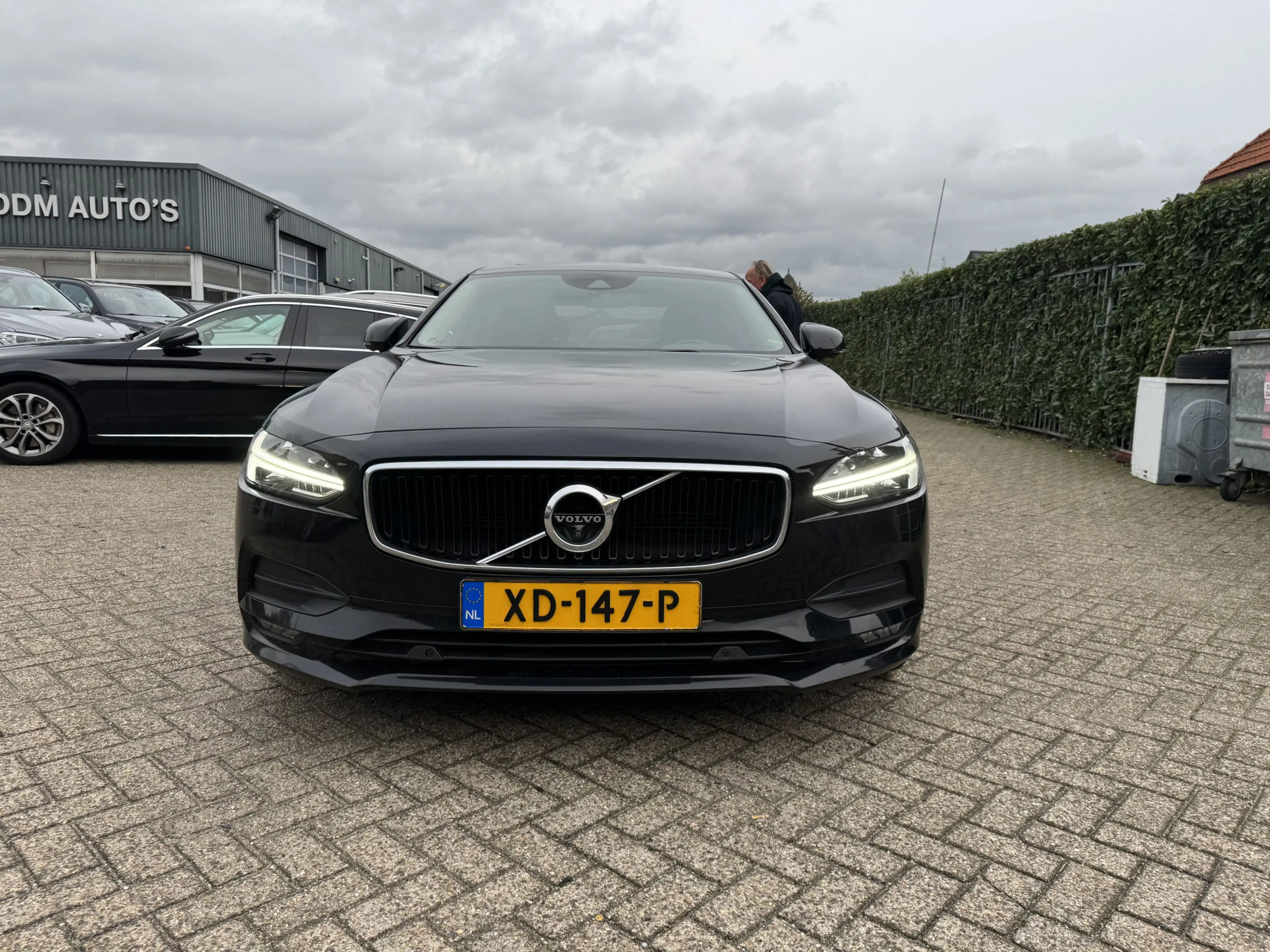 Volvo S90 2.0 D4 Momentum Business — photo 2