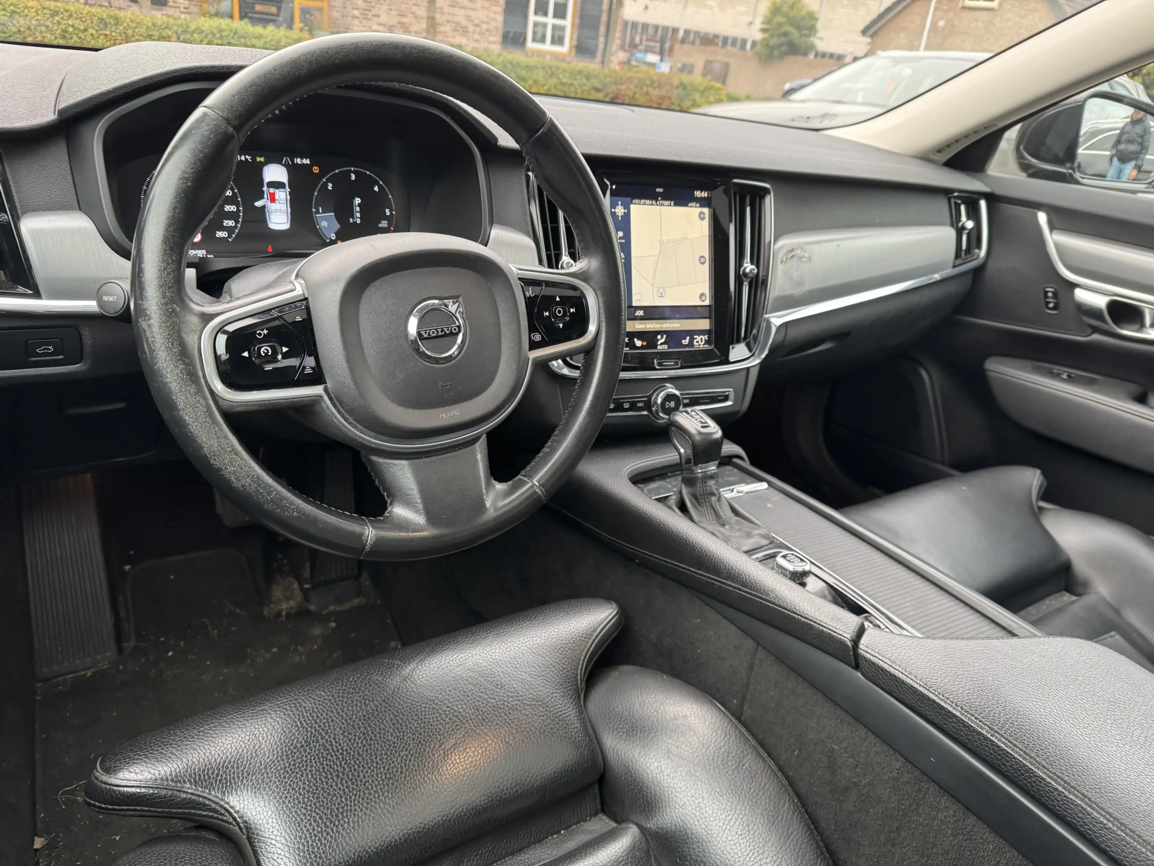 Volvo S90 2.0 D4 Momentum Business — photo 10