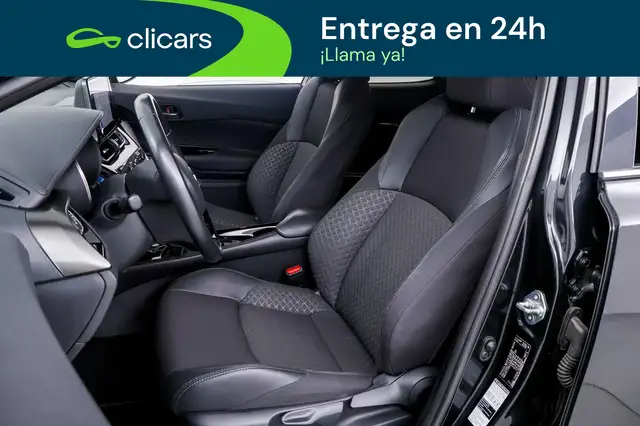 Toyota C-HR view 14