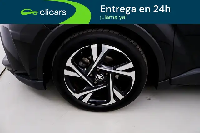 Toyota C-HR view 11
