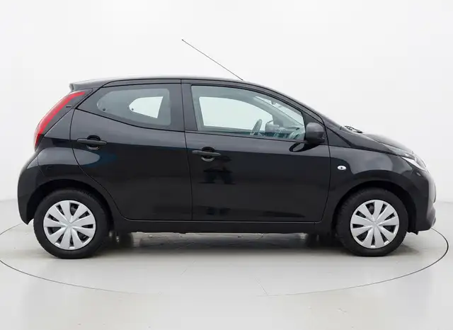 Toyota Aygo view 5