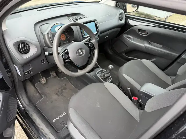 Toyota Aygo view 10
