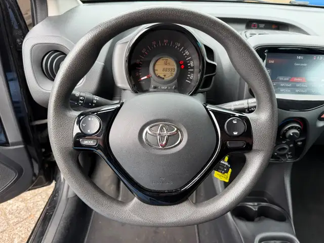 Toyota Aygo view 14