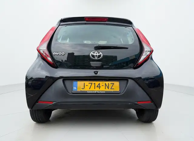Toyota Aygo view 8