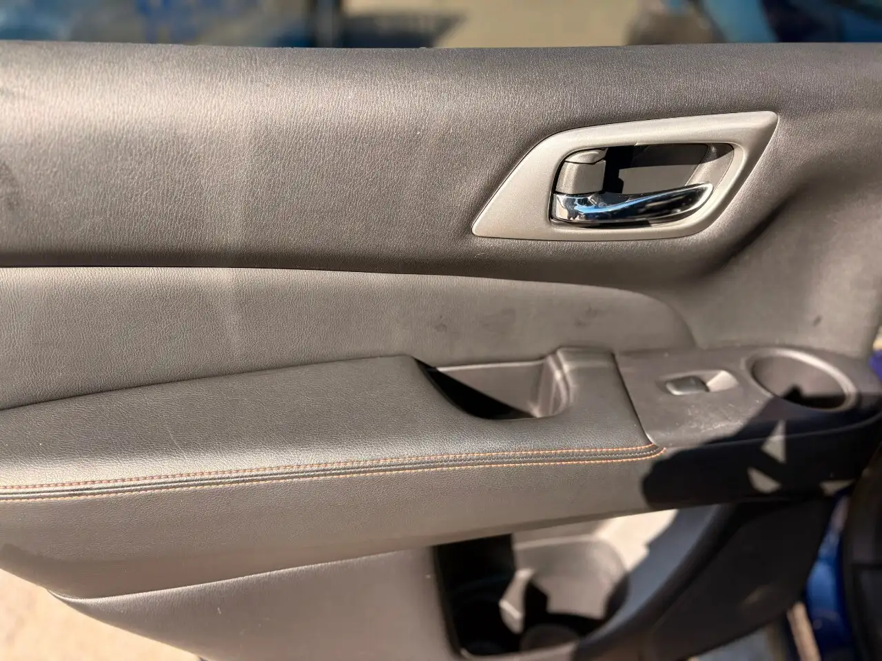 Nissan Pathfinder снимка Nissan Pathfinder