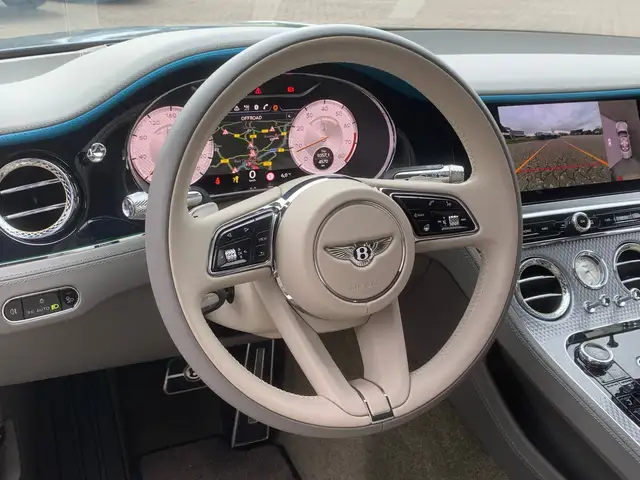 Bentley Continental GT view 15
