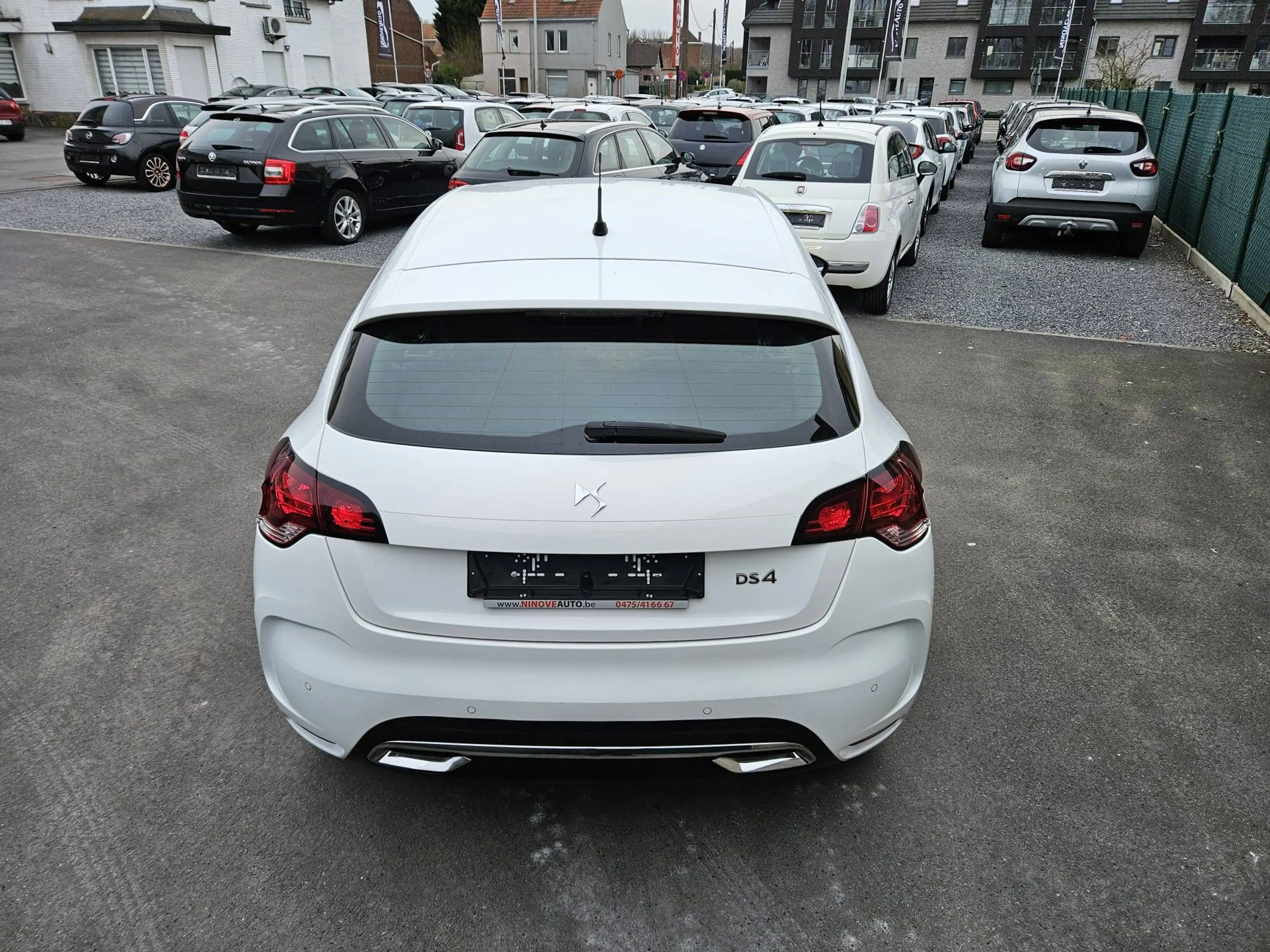 DS Automobiles DS 4 1.6d BlueHDi Be Chic S* NAV PARKSENSO CRUISE CONTR — photo 4