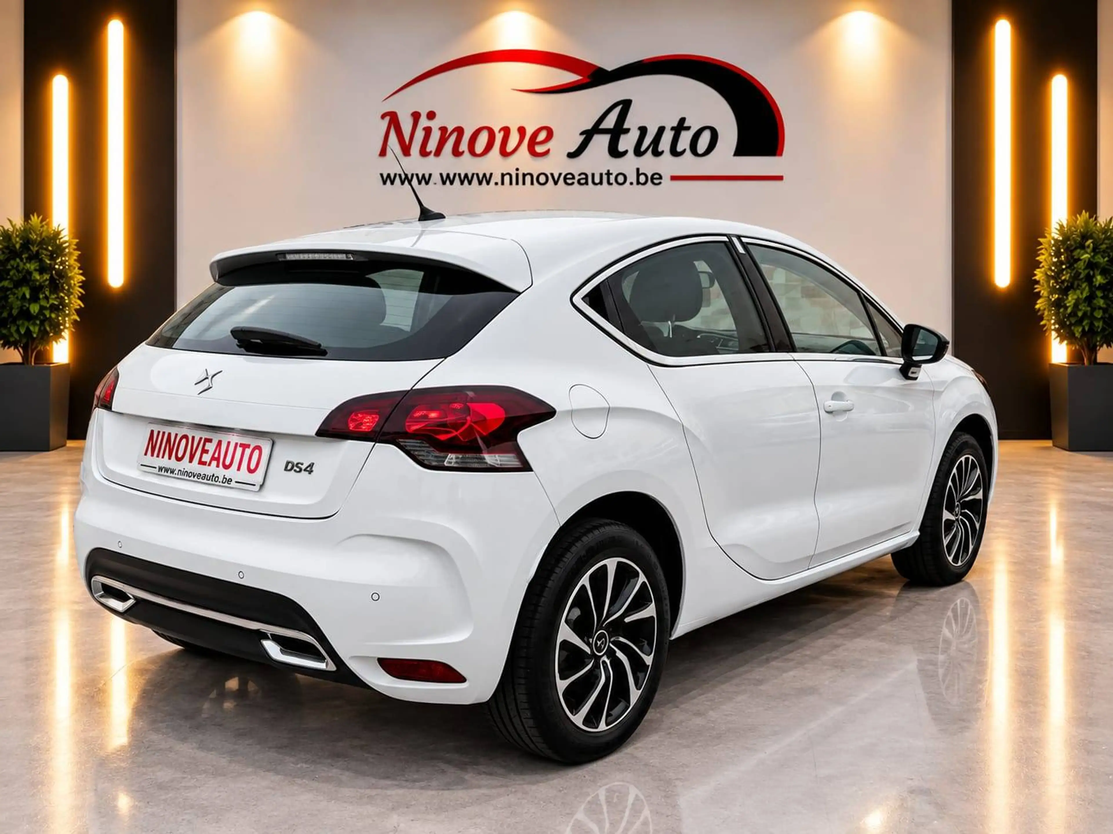 DS Automobiles DS 4 1.6d BlueHDi Be Chic S* NAV PARKSENSO CRUISE CONTR — photo 5