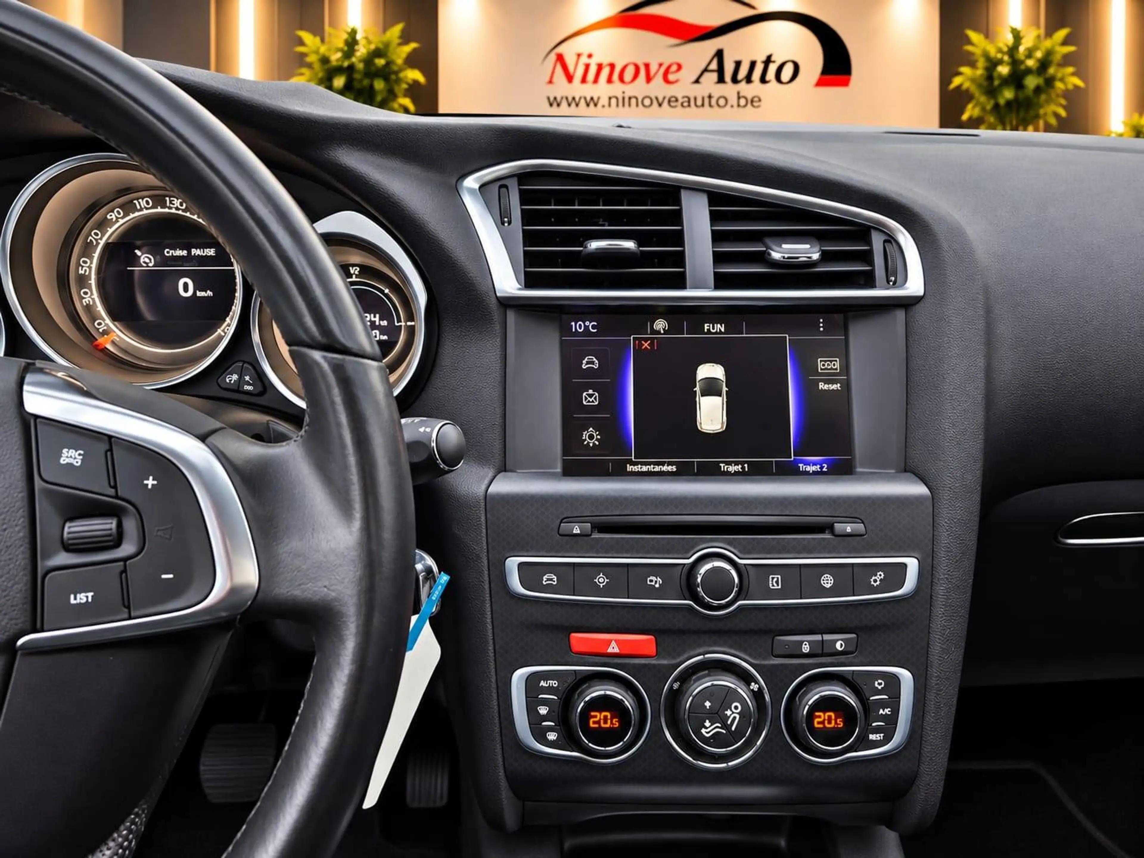 DS Automobiles DS 4 1.6d BlueHDi Be Chic S* NAV PARKSENSO CRUISE CONTR — photo 13