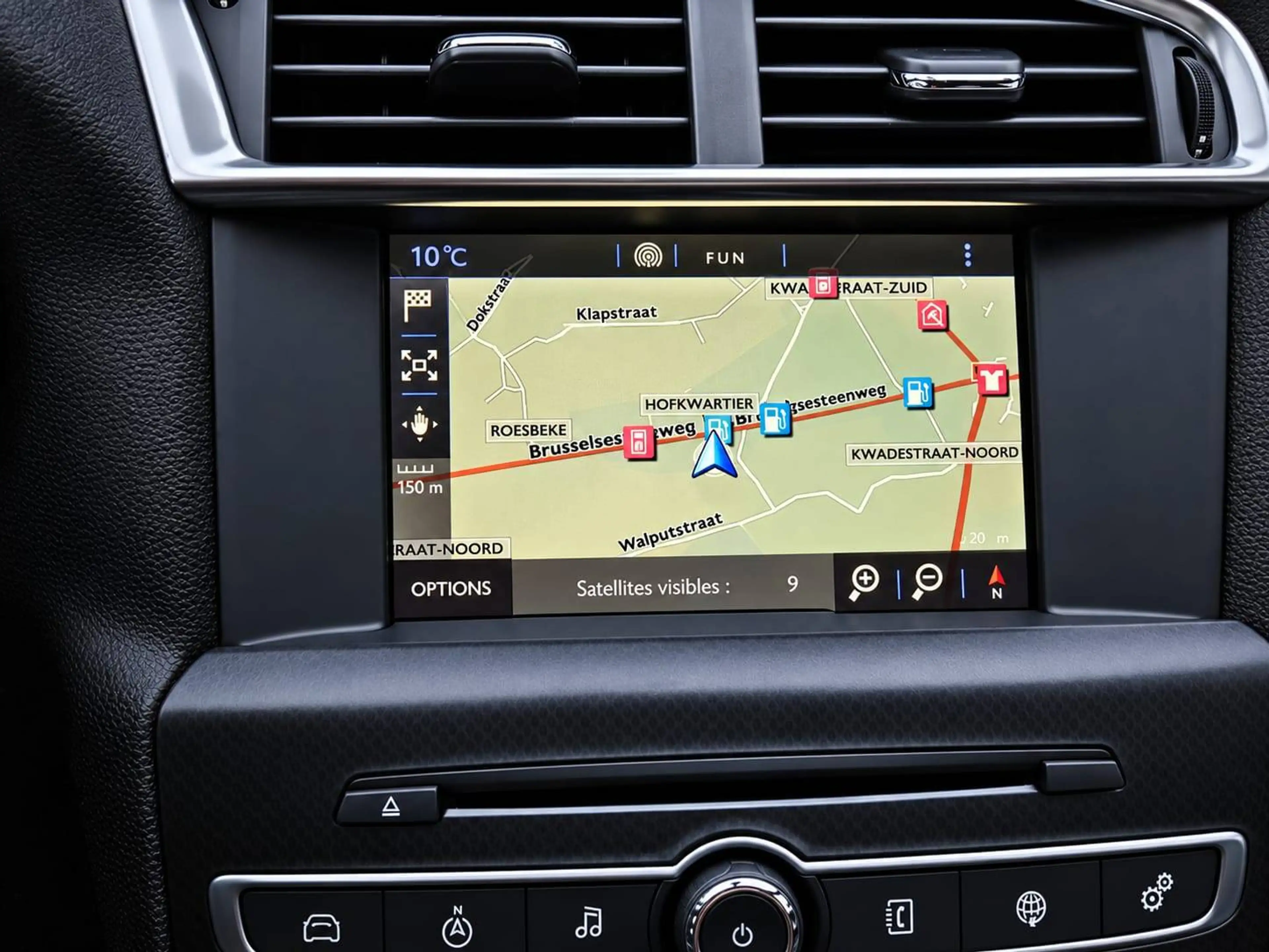 DS Automobiles DS 4 1.6d BlueHDi Be Chic S* NAV PARKSENSO CRUISE CONTR — photo 11