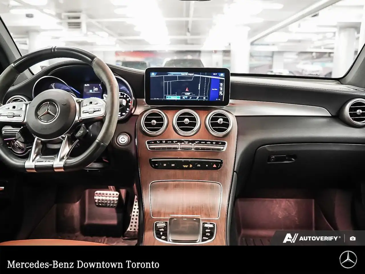 Mercedes-Benz GLC снимка Mercedes-Benz GLC