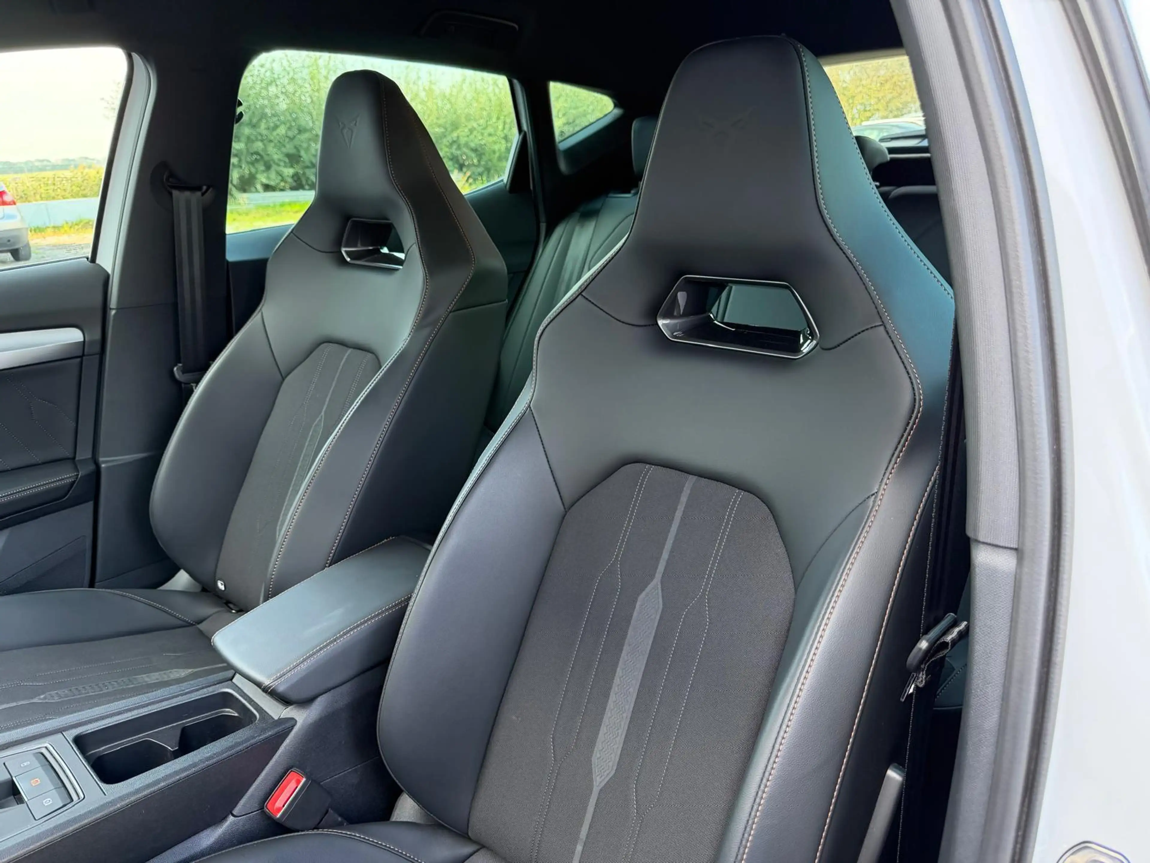 CUPRA Formentor 1.4 e-Hybrid VZ Copper Edition 245 pk | Trekhaak | — photo 7