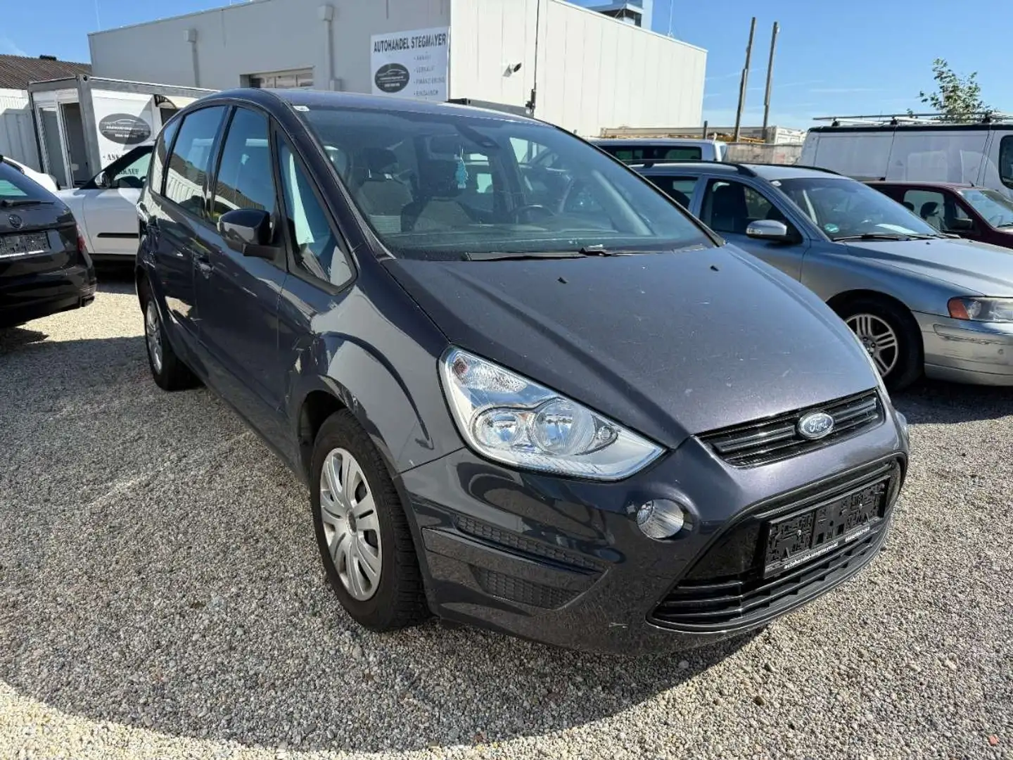 Ford S-Max S-MAX Trend 2,0 TDCi (13) Grau - 2