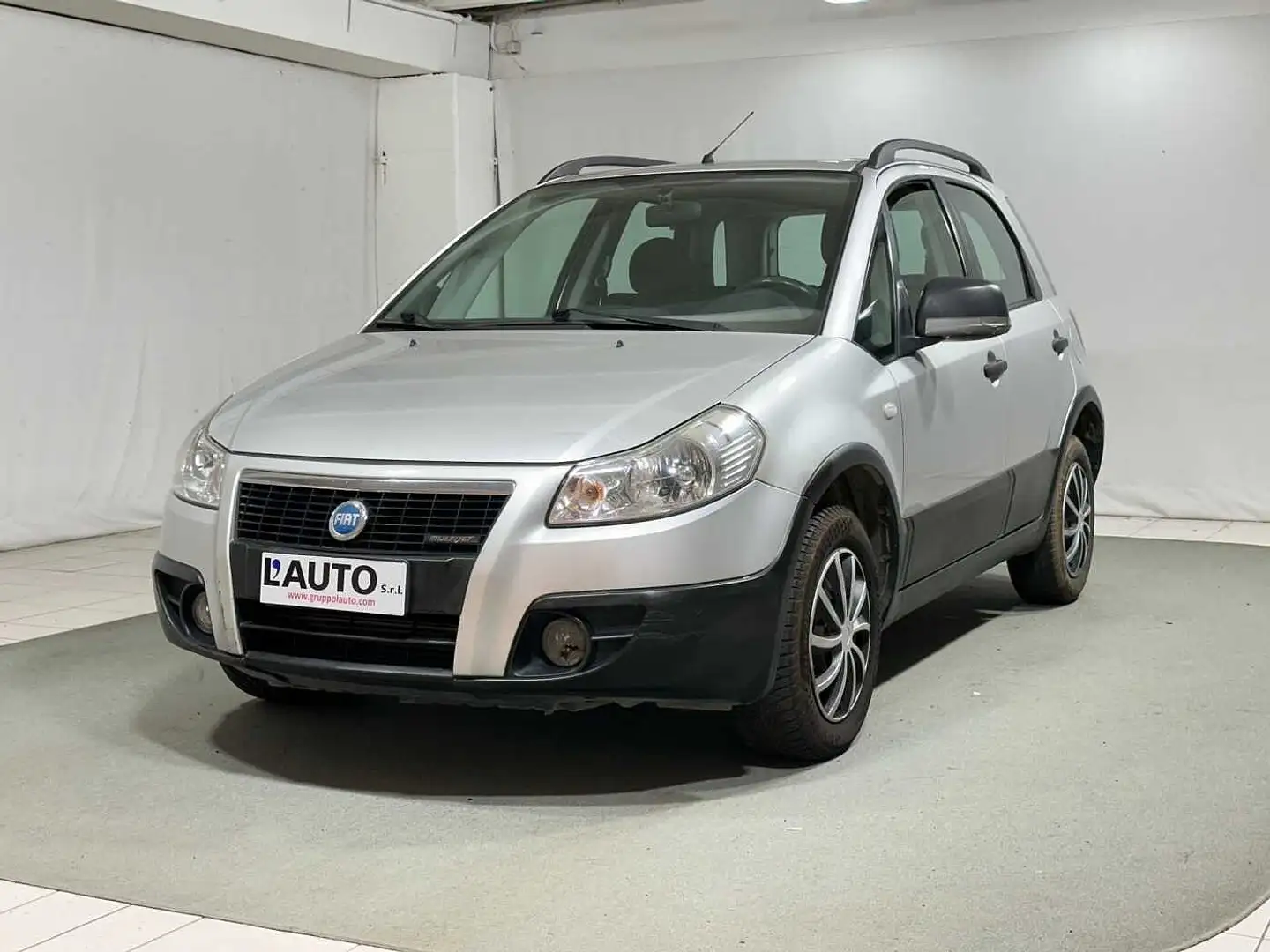 Fiat Sedici 1.9 MJT 4x4 Dynamic Argintiu - 1