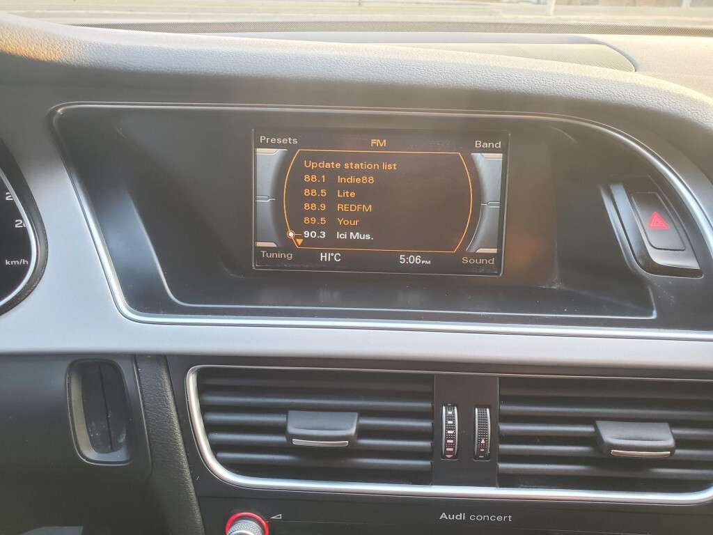2015 Audi A4 S-LINE Quattro Komfort plus thumb 18