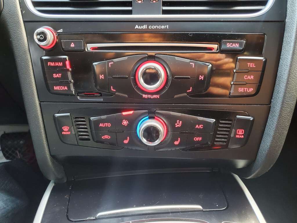 2015 Audi A4 S-LINE Quattro Komfort plus thumb 19