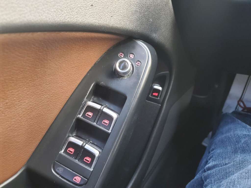 2015 Audi A4 S-LINE Quattro Komfort plus thumb 22