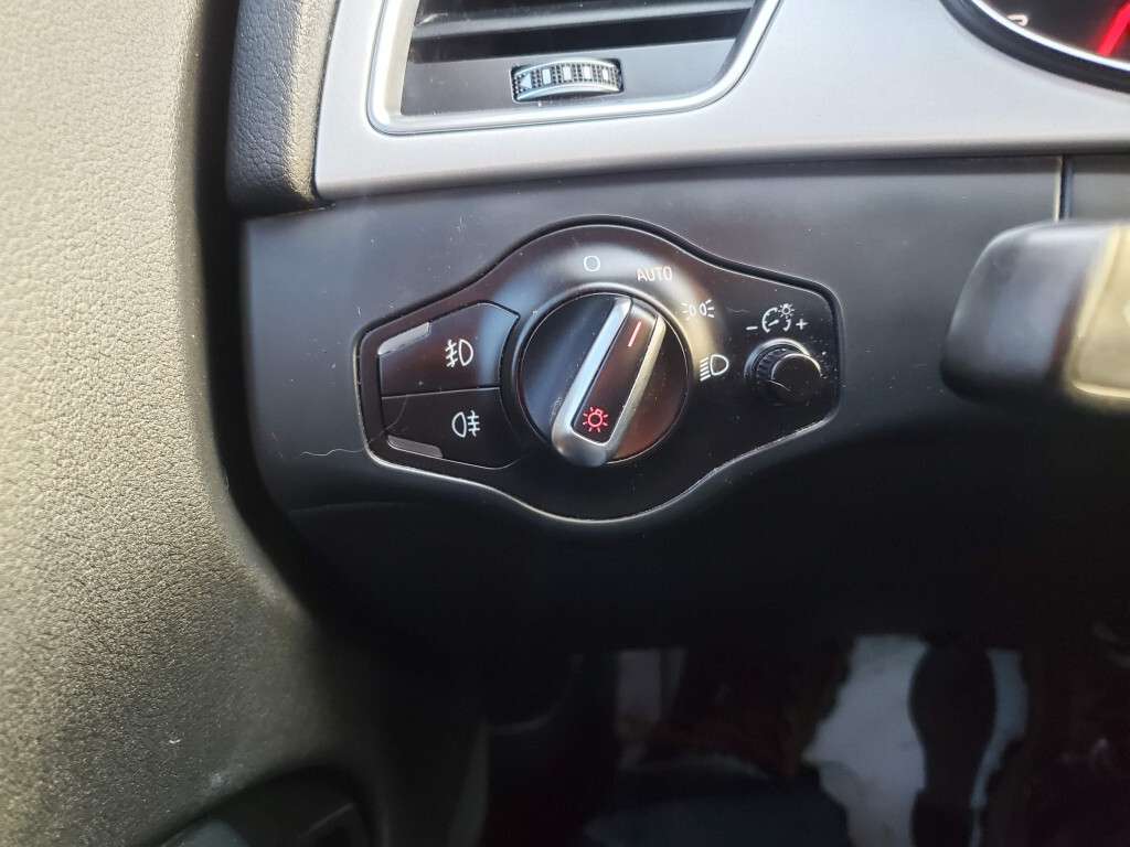 2015 Audi A4 S-LINE Quattro Komfort plus thumb 23