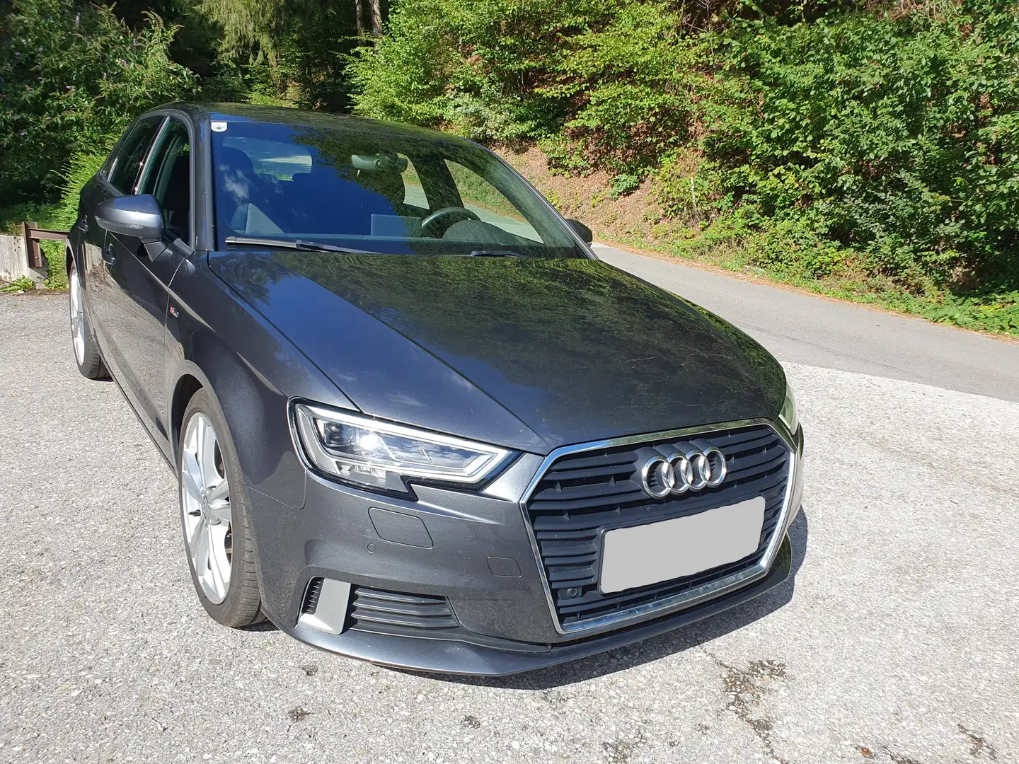 Audi A3 A3 SB 2,0 TDI S-tronic S-Line Sport Grau - 2