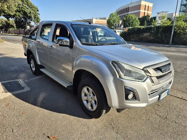 Isuzu D-Max D-Max 1.9 td crew Planet 4x4