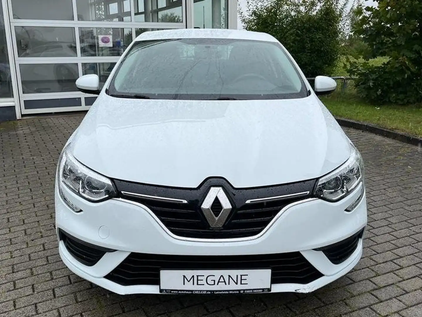 Renault Megane 5-Türer Life Energy TCe 100 Blanc - 2