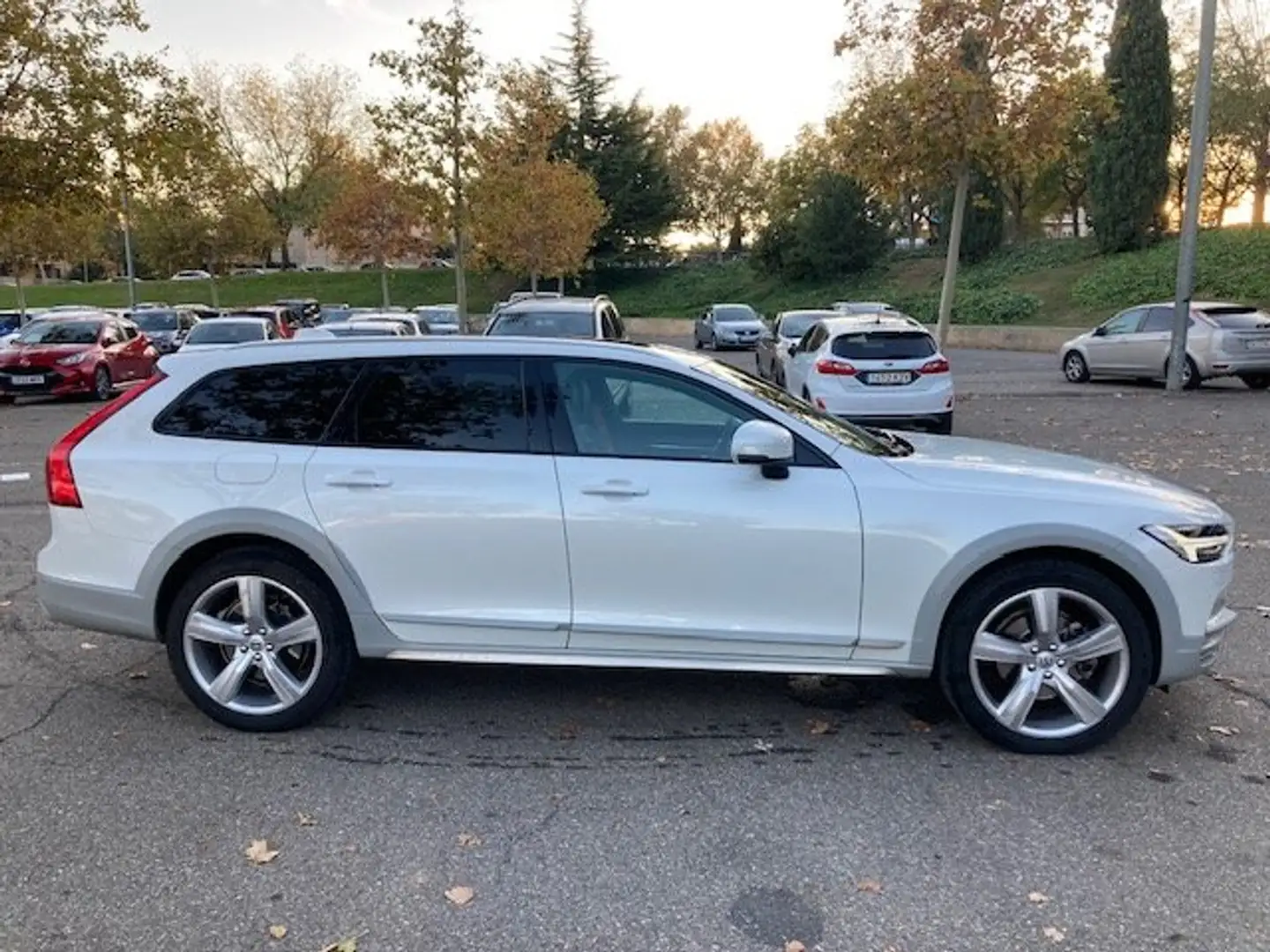 Volvo V90 Cross Country V90 Cross Country D4 Ocean Race AWD  Ocean Race Blanco - 2